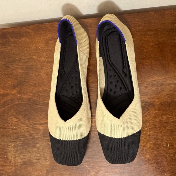 New tan and black color block square toe knit slip on flats size 8.5 - Picture 4 of 13